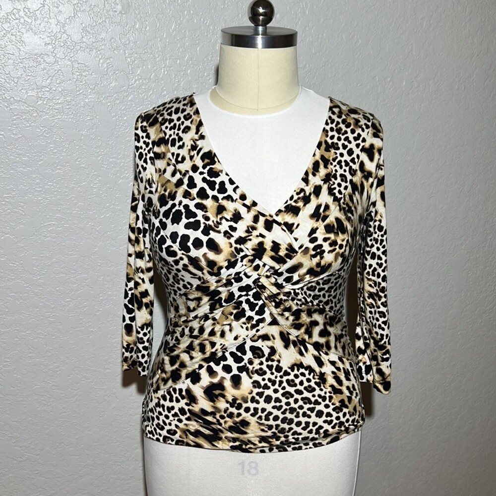 Cable & Gauge Women's Black and Cream Shirt